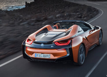 Is it Worth Buying a Used BMW i8 in 2022?