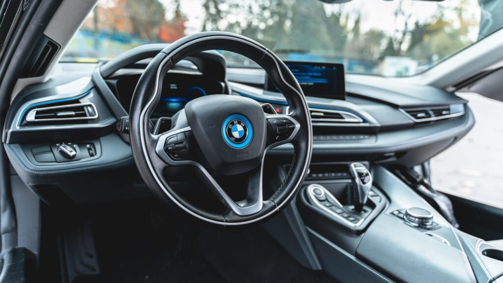 i8 interior design with wheel and dashboard