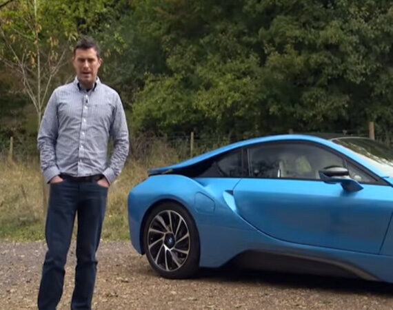 Carbuyer BMW i8 coupe in-depth review